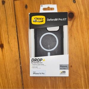 OtterBox Defender Pro XT Black Case for iPhone 14 Pro